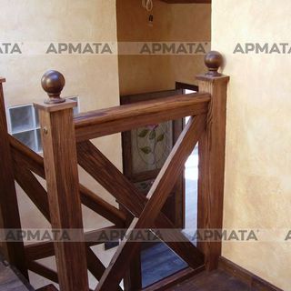 Балюстрада из массива ясеня