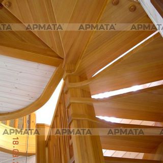 Ступени для веерной лестницы из массива лиственницы 