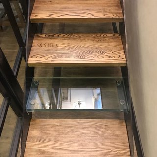 Ступени из массива ясеня по чертежам закказчика